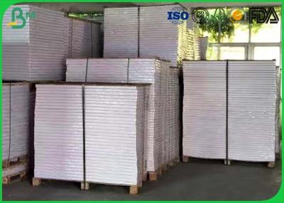 China 60 gsm Uncoated Woodfree Paper GSM 700 * 1000mm With Double Sided Uncoated for sale