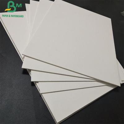 中国 100 105gsm White Virgin Wood Pulp Low Gram Heavy Absorbent Paper Sheets For Scented Paper 販売のため