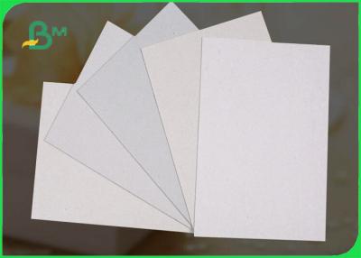 China Rigidez forte cinzenta reciclada do papel de placa de 1.5mm para a coberta dura do livro à venda