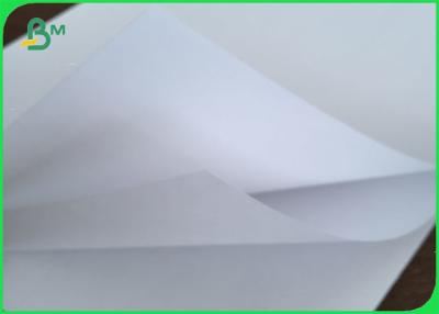 Chine petit pain blanc de papier de Woodfree de lien de papier excentré de 120gsm 60gsm pour livre relié/manuel à vendre