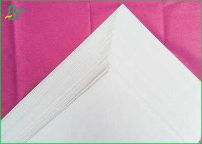 China impresión en offset 80gsm del papel de rollo enorme de la anchura de 889m m para la impresión de la escuela en venta