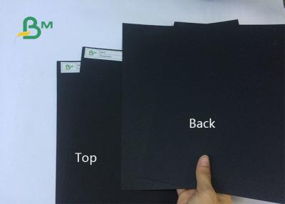 Cina Lo spessore dell'alto grado 250gsm 300gsm 350gsm ha ricoperto la carta nera per il contenitore di imballaggio in vendita