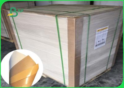 China Papel blanco del color 45/50GSM MG Kraft aprobado por la FDA para el embalaje del elemento deshidratador en venta