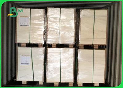 China Breite 560 × 710mm glattes Oberflächenkunstdruckpapier 100% des Blattes C2S Holzschliffs 170gsm für Zeitschrift zu verkaufen