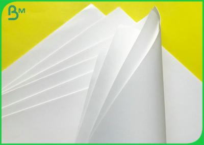 Chine Papier de riz blanc en pierre synthétique d'Untearable 120 GR 144 GR 168 GR de papier Rolls à vendre