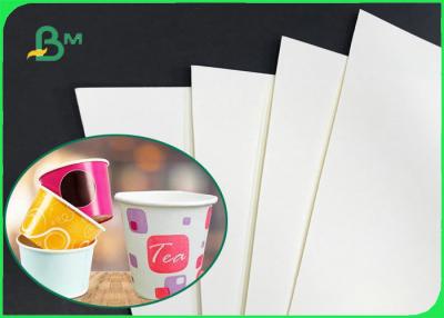 China 160gsm 190gsm 210gsm escogen el papel bajo laminado PE de la taza de papel para las tazas en venta