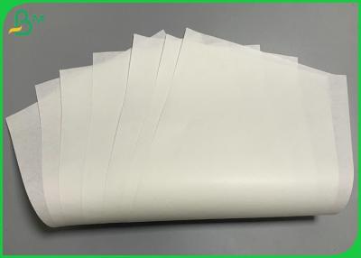 Cina carta kraft stampabile bianca di 787mm 35gsm 45gsm per le borse di spostamento di alimento in vendita
