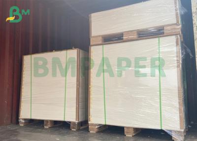 Chine carton moyen enduit fait face blanc de poids de carton de 250gsm Brown Papier d'emballage à vendre
