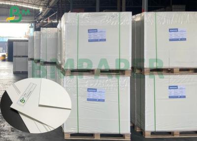 中国 270gsm 300gsmのC1Sによって塗られる薬の包装の白い折る紙箱用厚紙シート 販売のため