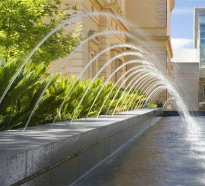 China CE-Zulassung Innen-Außen-Sprungjets Hinterhof-Wasserbrunnen zu verkaufen