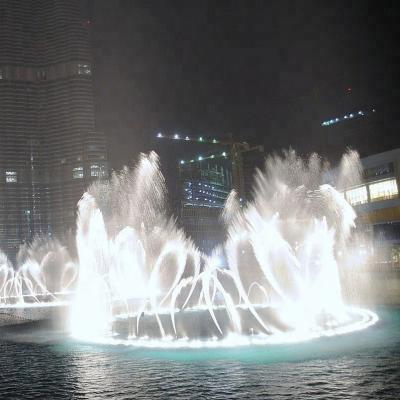 Cina DMX 512 / RGB Cast Stone Outdoor Water Fountains Modern in vendita