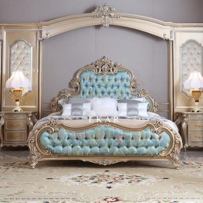 Chine Carved King Size Royal Luxury Design Wooden Bed  1 buyer à vendre