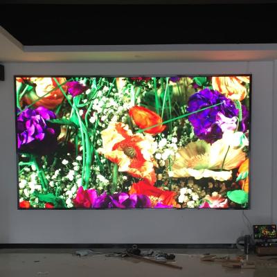 China Indoor Full Color Big P2 LED Display Screen 5500cd/M2 Brightness 160x80 dots à venda