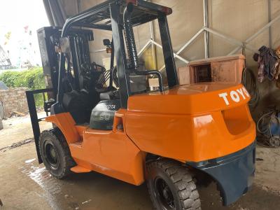 China Used Toyota 7FD50 5 Ton Forklift 3 Sections Mast Max Lifting Height 4500mm for sale