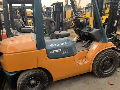 China Originele Kleuren Tweede Hand Forklifts, Gebruikt Toyota 3 Tonvorkheftruck 5m Mast Te koop