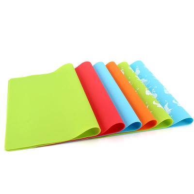 China Colorful Reusable BPA Free Silicone Drawing Mat , Silicone Placemats For Dining Table for sale