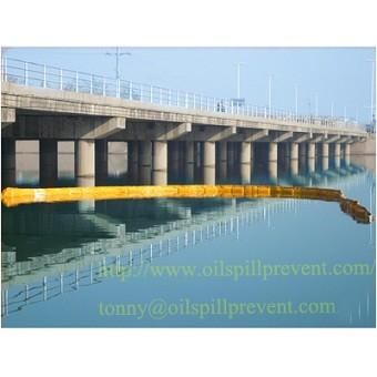 China PVC fence boom Oil fence containment boom, PVC oil fence barrier from Qingdao Singreat in chinese(Evergreen Properity ) for sale