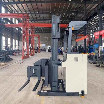 China 2500 kg 4 carretillas elevadoras de 4 direcciones gran angular de gran capacidad en venta