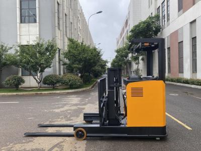 China 2.0 Ton Pallet Stacking Truck Inductive Safety Seat Solid PU Tire for sale