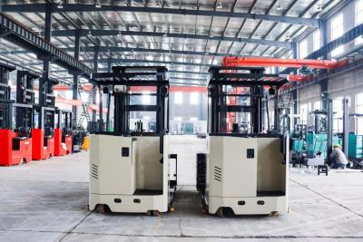 China Electronic Steering CE 3 Way Pallet Stacker Polyurethane PU Tire for sale