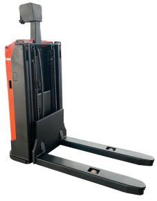 China 1500kg AGV Automated Guided Vehicle AGV Reach Truck CURTIS Drive Control for sale