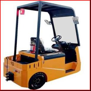 China 4000 KG Electric Towing Tractor Overall Length 2020mm CE certificated for sale