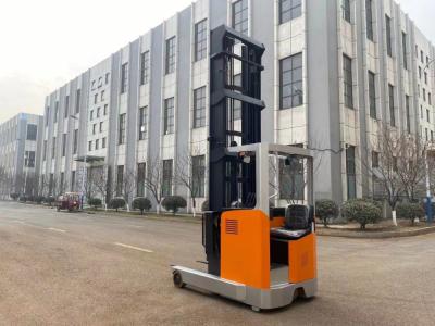 China RatedLoad Capacity 2000kg Forward Moving Forklift Lifting Height 10000mm Fork Length 1070mm en venta
