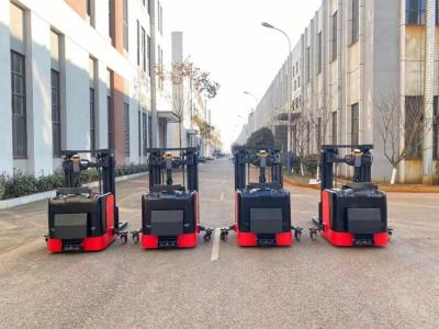China Standing Style Electric Pallet Stacker Load Capacity 3000kg Lifting Height 2000mm Te koop