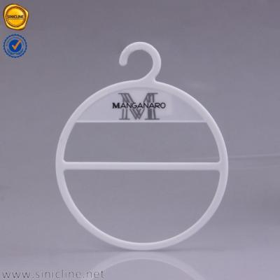 China 2mm Thick Non Slip Plastic Scarf Hangers For Closet for sale