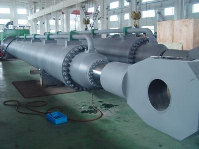 China Produtividade dos cilindros hidráulicos do furo da porta rápida plana do OEM grande sobre 2000t à venda