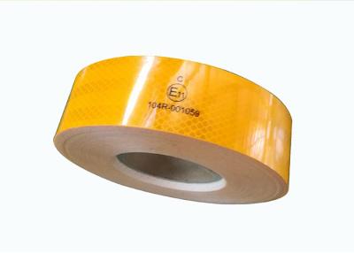 China ECE 104R-001059 Reflective Tape For Trucks Cars White Yellow Red for sale