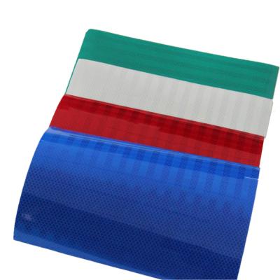 China Blue Red Green High Intensity Prismatic Reflective Sheeting For Road Signs Marks for sale