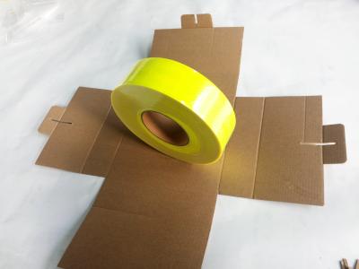 China Bright Photo Reflective Conspicuity Tape Placement , Fluorescent Yellow Reflective Tape for sale