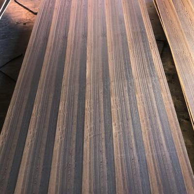 China Folha de piso de madeira contraplacada fumada revestimentos de facas de madeira natural 0,5 mm à venda
