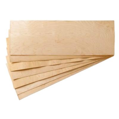 China Canadian Maple Rotary Cut Veneer Natural 0.6mm-3.0mm For Skateboards for sale