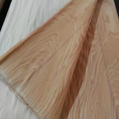 Chine E2 Faisceau de faisceau de bois de hêtre à coupe rotative, 0,3 mm d' épaisseur à vendre