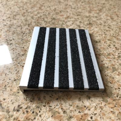China Skid Resistance Aluminum Tile Trim Power Coating PVC Metal Tile Trim for sale