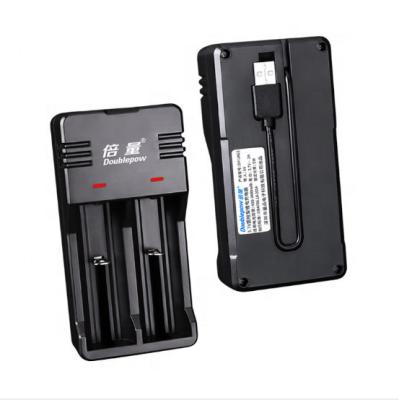 China Doublepow USB 3.7 Volt Lithium Ion Battery Charger 26650 16340 18650 for sale