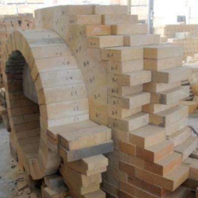 China tijolo refratário de pouco peso de 1350C Clay Insulated Magnesia Carbon Bricks Sio2 à venda