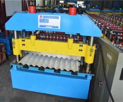 China Three Phases Computer Control Corrugated Roll Forming Machine High Precision In Cutting for sale