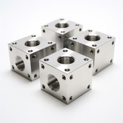 China 5 Axis CNC Milling Service Stainless Steel Processing CNC Fabrication Part Te koop