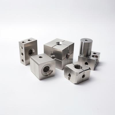 China Wholesale Custom CNC Machining Stainless Steel Parts Precision Small CNC Machining Services à venda