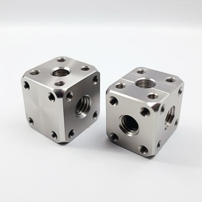 China Custom CNC Machined Parts Service Lathe CNC Milling Stainless Steel 304 Parts en venta