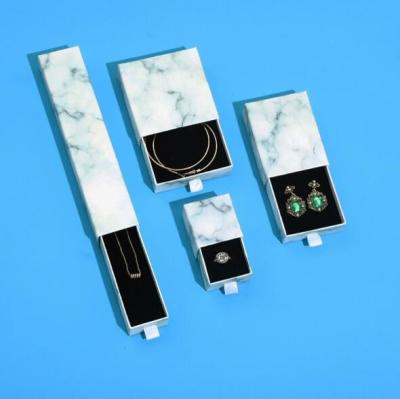 China a guarda-joias pequena de papel de 1000gsm 157gsm com gavetas esquadra o teste padrão de mármore à venda