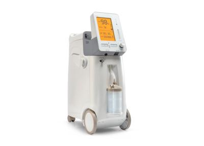 中国 高圧医学の携帯用酸素のコンセントレイターの二重流れの範囲0.5~5l/Min 販売のため