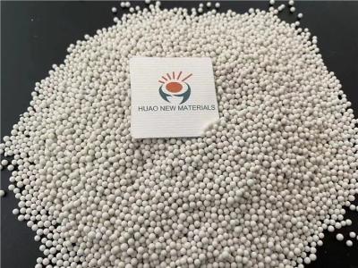 Chine 92% 95% 99% boules en céramique d'oxyde d'aluminium utilisées dans l'industrie chimique à vendre
