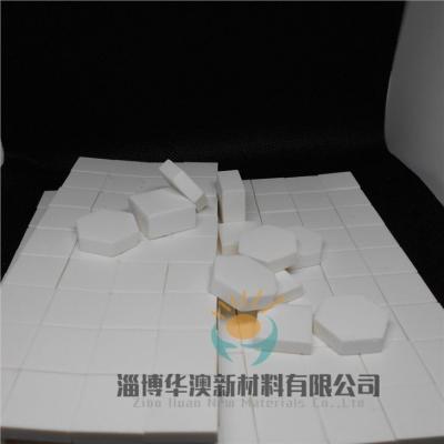 China Al2O3 Alumina Ceramic Hexagonal Tiles Heat Resistance for sale