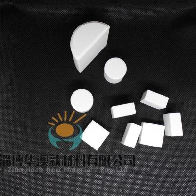 China Hardness 9 Alumina Ceramic Tiles Corrosion And Chemical Resistance for sale