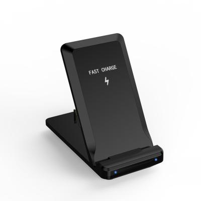 China 15W Fast 2 In 1 Wireless Charging Dock Qi Smart For Phone for sale