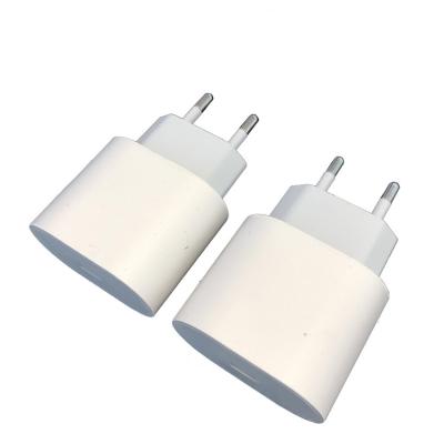 China Fast Charging PD Phone Wall Charger 20W Usb Type C Wall Adapter for sale